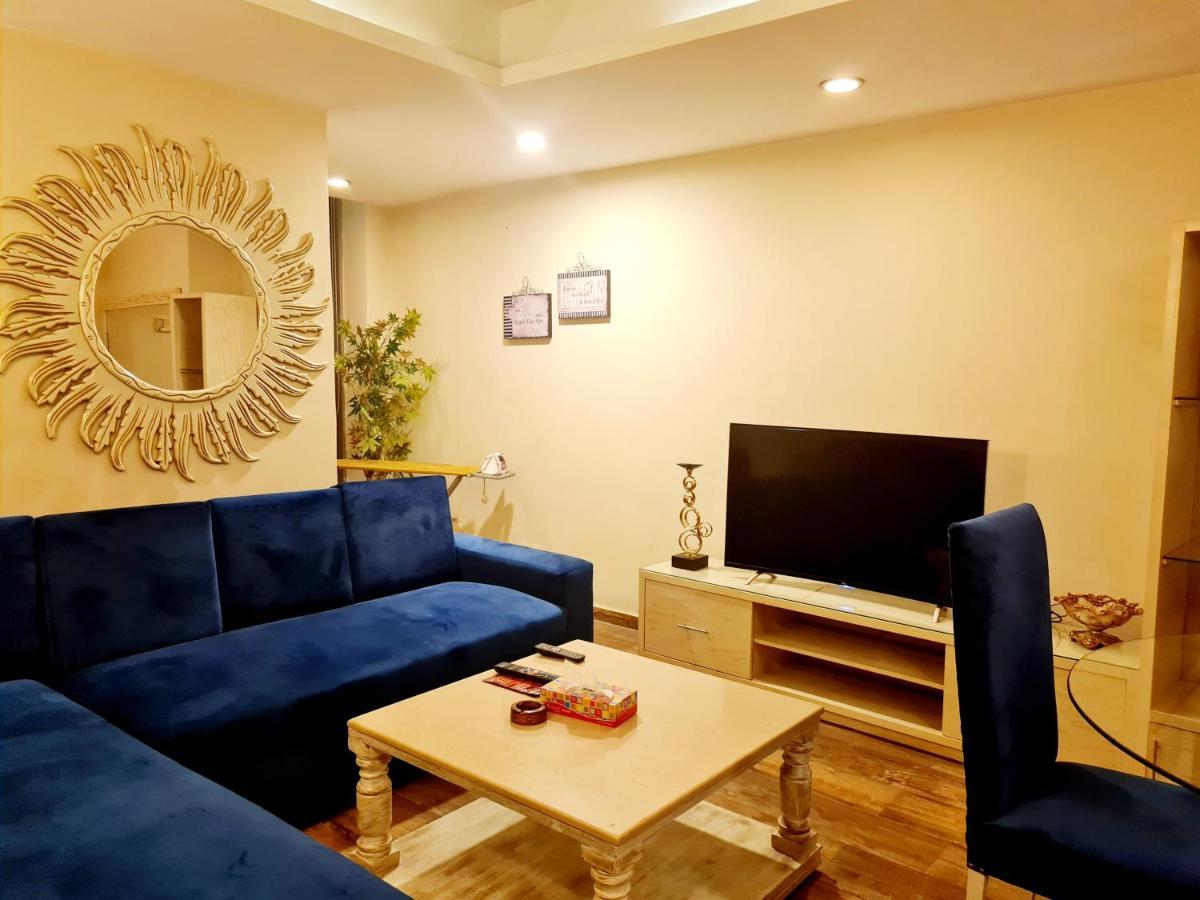 Royal Residencia Centaurus Apartment Islamabad Exterior photo